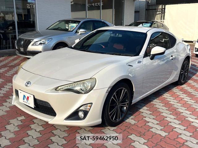 Toyota 86 2012-07 8219485-15