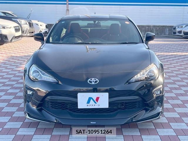 Toyota 86 2018-08 8220678-15
