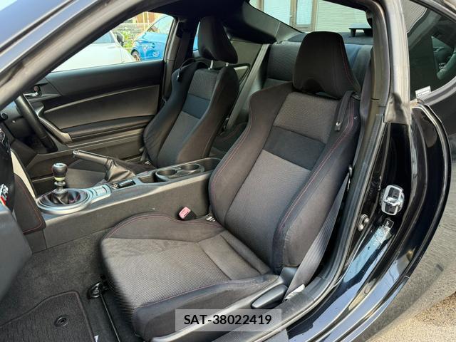 Toyota 86 2012-12 8220804-12