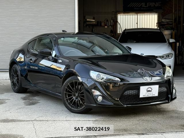 Toyota 86 2012-12 8220804-17