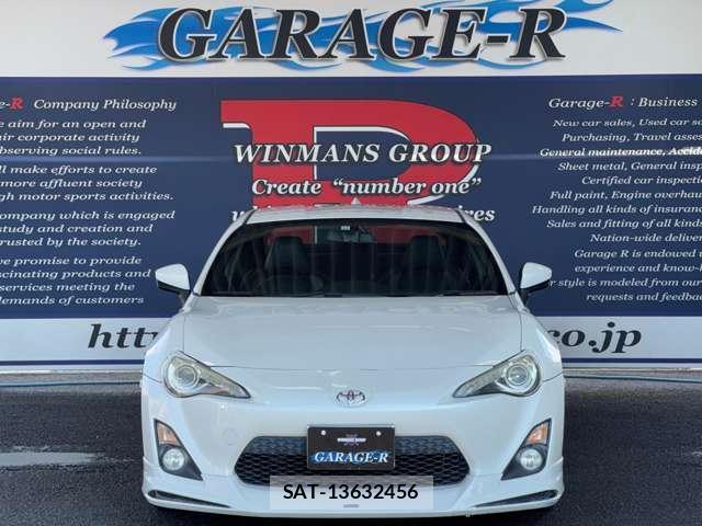 Toyota 86 2012-10 8220873-4