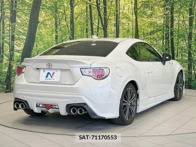 Toyota 86 2012-07 8221066-14