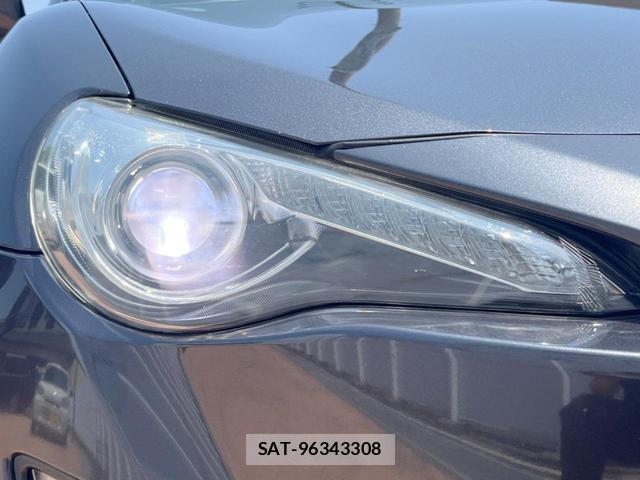 Toyota 86 2012-08 8221554-10