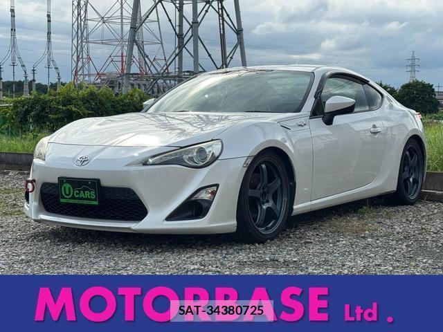 Toyota 86 2013-09 8222466-0