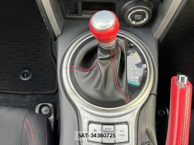 Toyota 86 2013-09 8222466-15
