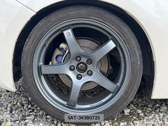 Toyota 86 2013-09 8222466-19