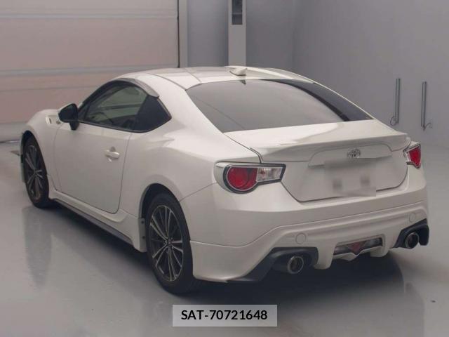 Toyota 86 2012-09 8222548-3