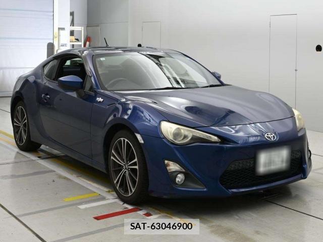 Toyota 86 2012-10 8222550-0