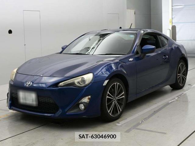 Toyota 86 2012-10 8222550-1