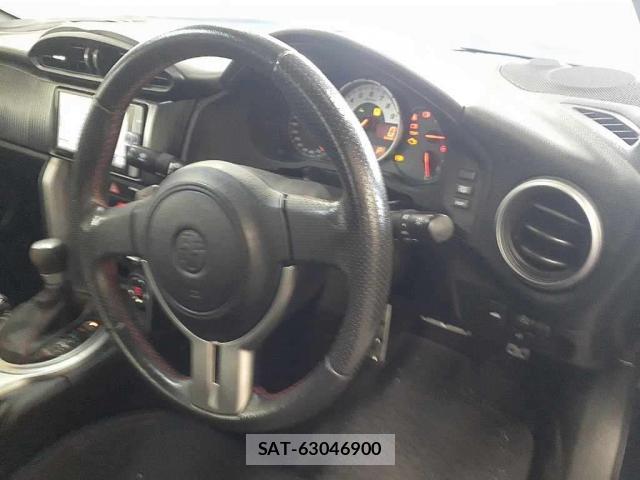 Toyota 86 2012-10 8222550-4