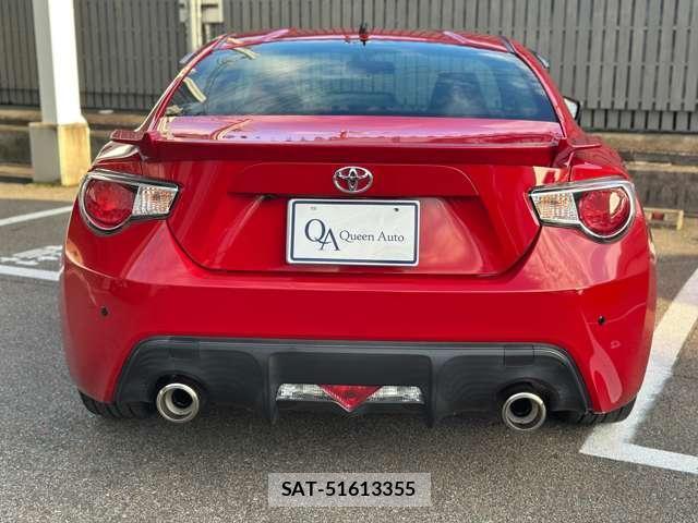 Toyota 86 2013-11 8224204-4