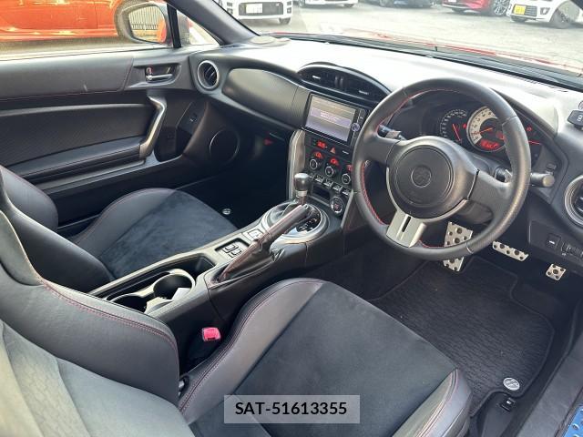 Toyota 86 2013-11 8224204-9