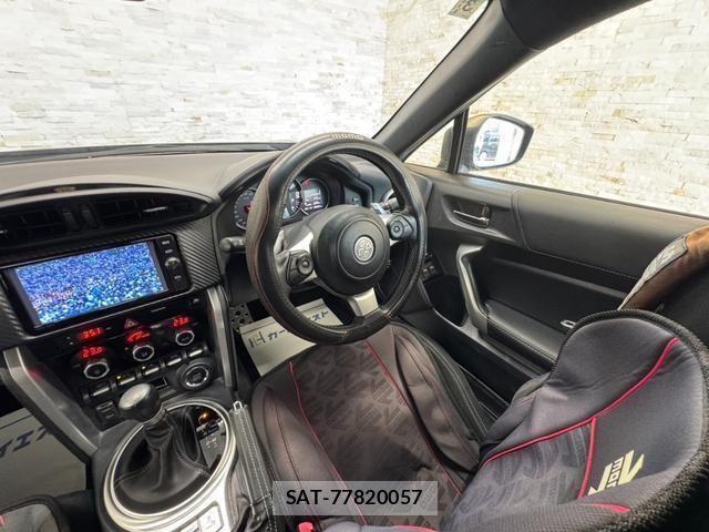 Toyota 86 2018-02 8224363-15
