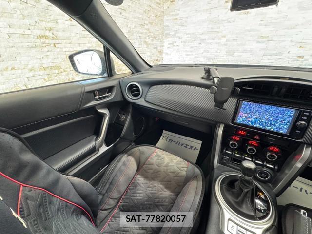 Toyota 86 2018-02 8224363-16