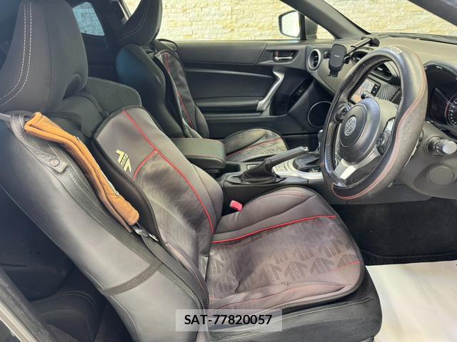 Toyota 86 2018-02 8224363-9