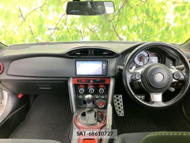 Toyota 86 2018-08 8225121-3