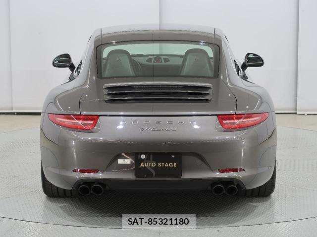 Porsche 911 2013-06 8220467-7