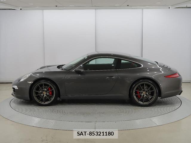 Porsche 911 2013-06 8220467-9