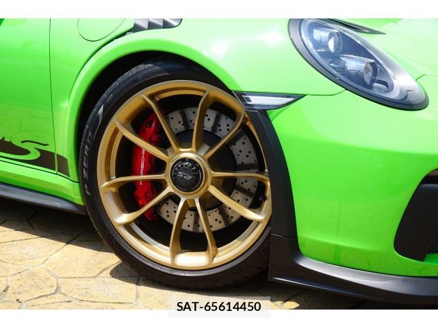 Porsche 911 2019-06 8220813-13