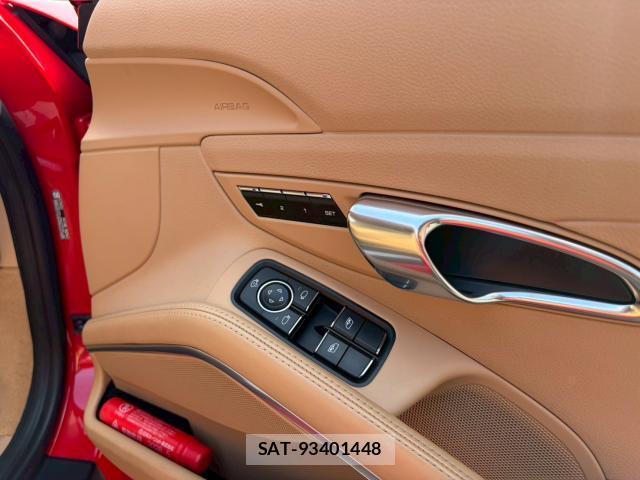 Porsche 911 2015-07 8223738-16