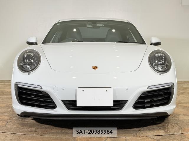 Porsche 911 2017-08 8223860-1