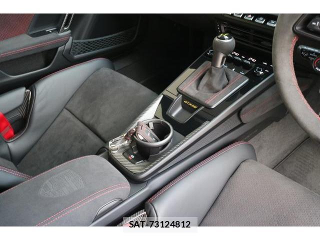 Porsche 911 2024-04 8223864-14