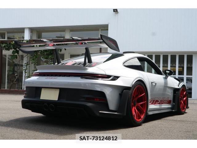 Porsche 911 2024-04 8223864-3