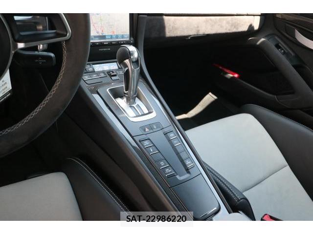 Porsche 911 2017-03 8223865-10