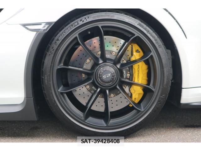 Porsche 911 2016-03 8223869-6
