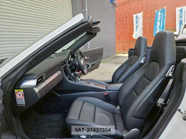 Porsche 911 2012-05 8224738-13