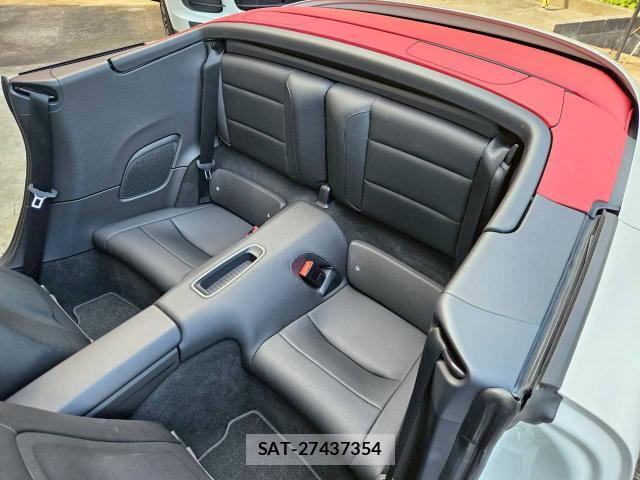 Porsche 911 2012-05 8224738-15