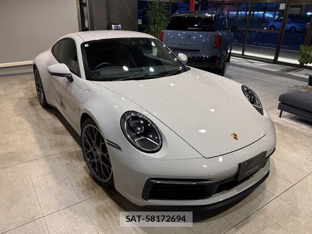 Porsche 911 2020-12 8225559-12