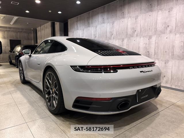 Porsche 911 2020-12 8225559-3