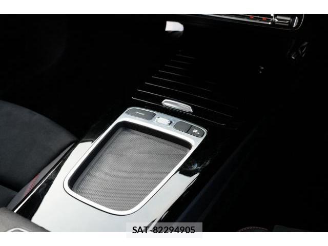 Mercedes Benz A-CLASS 2023 8220484-10