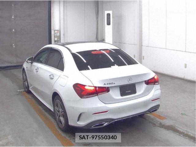 Mercedes Benz A-CLASS 2021-06 8223650-1