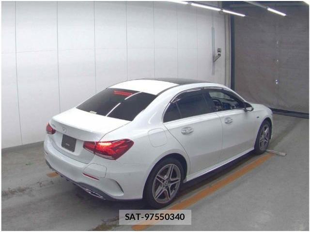 Mercedes Benz A-CLASS 2021-06 8223650-4