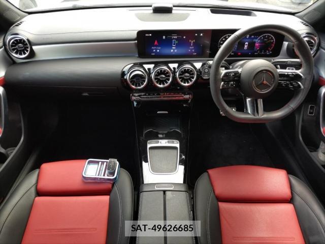 Mercedes Benz A-CLASS 2023-06 8223769-2
