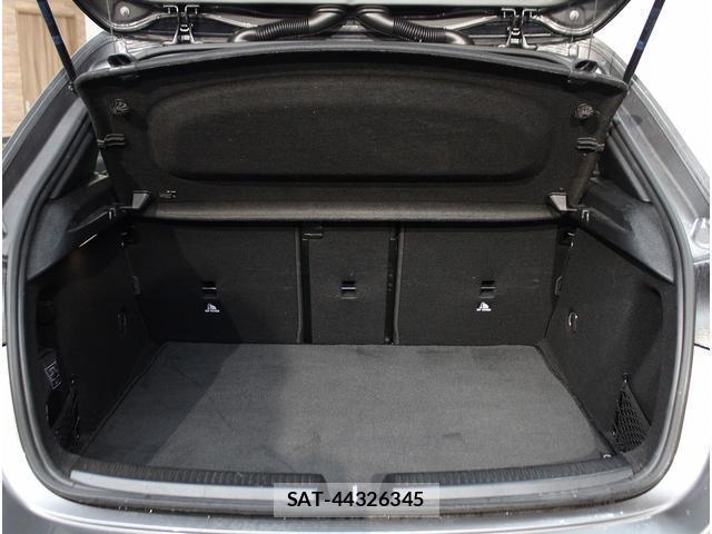 Mercedes Benz A-CLASS 2019-12 8222360-19