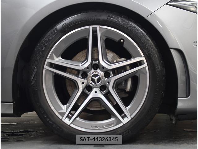 Mercedes Benz A-CLASS 2019-12 8222360-5