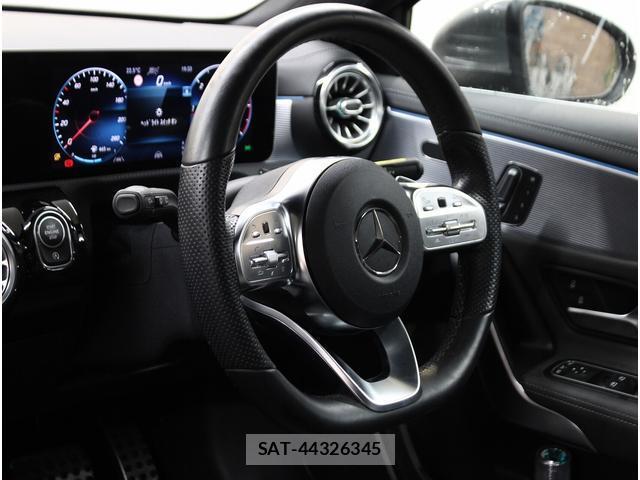 Mercedes Benz A-CLASS 2019-12 8222360-8