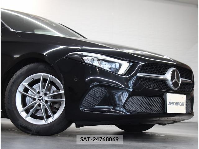 Mercedes Benz A-CLASS 2019-01 8222362-4