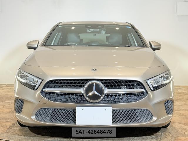 Mercedes Benz A-CLASS 2018-12 8223856-1