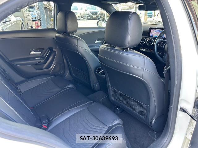 Mercedes Benz A-CLASS 2019-09 8224260-10