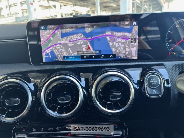 Mercedes Benz A-CLASS 2019-09 8224260-11
