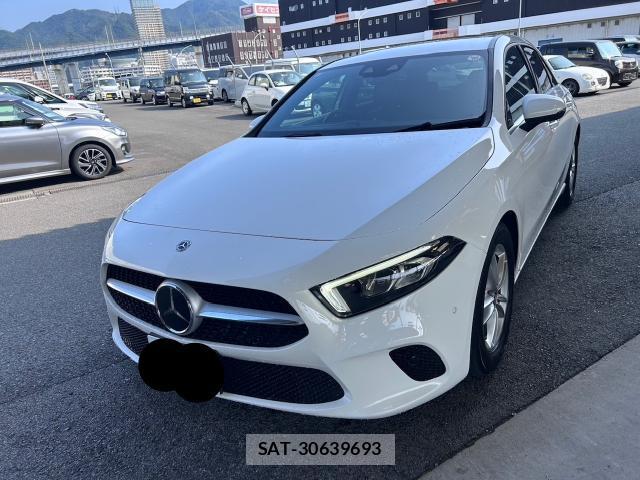 Mercedes Benz A-CLASS 2019-09 8224260-6