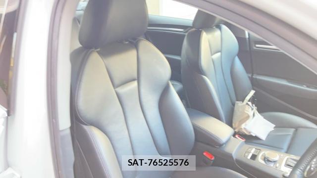 Audi A3 SEDAN 2018-06 8217149-3