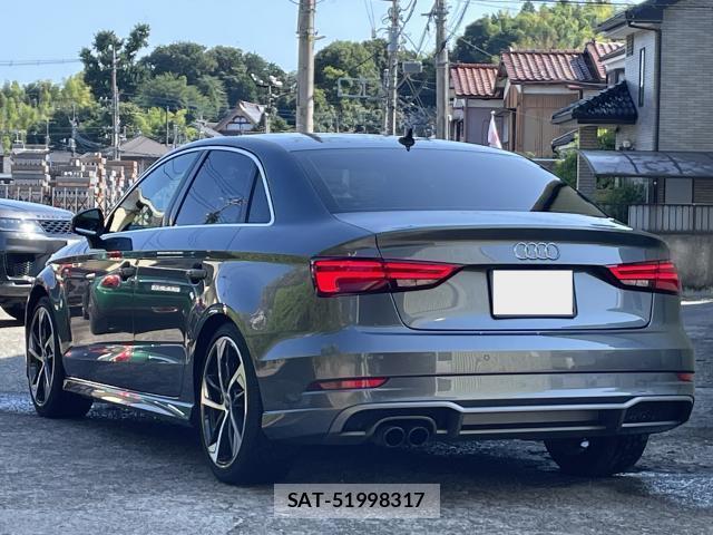 Audi A3 SEDAN 2019-04 8221744-1
