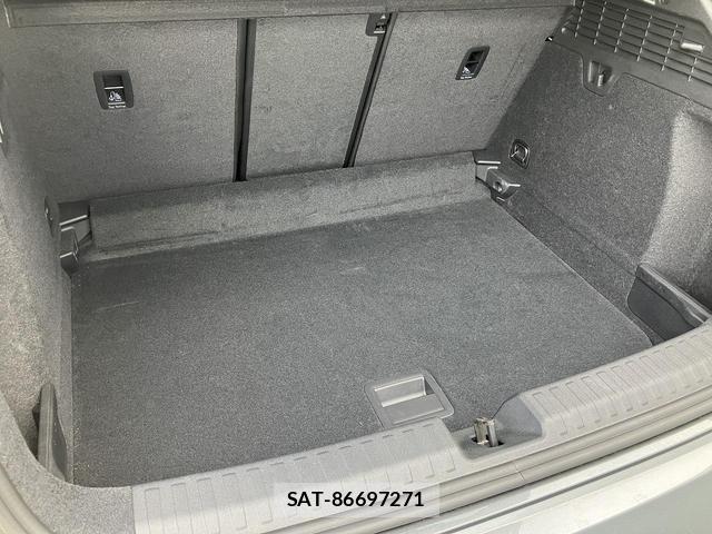 Audi A3 2024-01 8221992-15