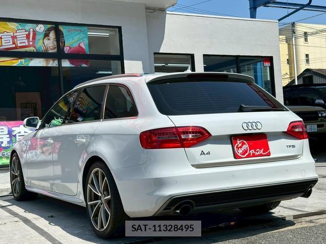 Audi A4 2014-12 8222955-12