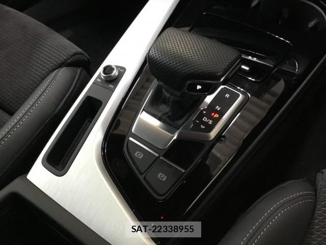 Audi A4 2021-07 8224029-15